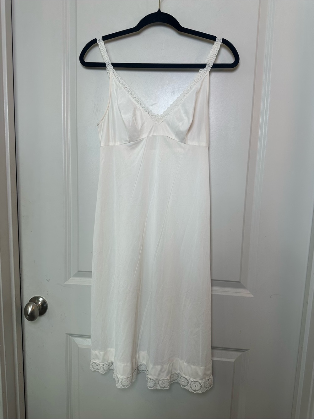 VINTAGE 90’s Nylon Lace Cream Slip dress, S/M